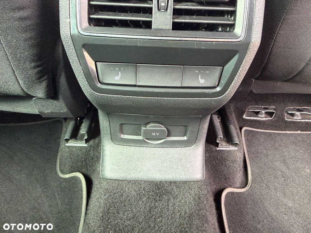 Skoda Karoq 2.0 TDI SCR 4x4 Ambition DSG - 25