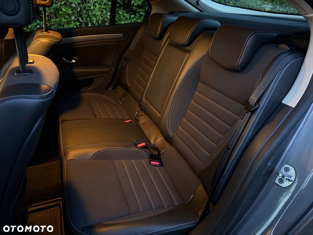 Renault Laguna 2.0 Limited - 17