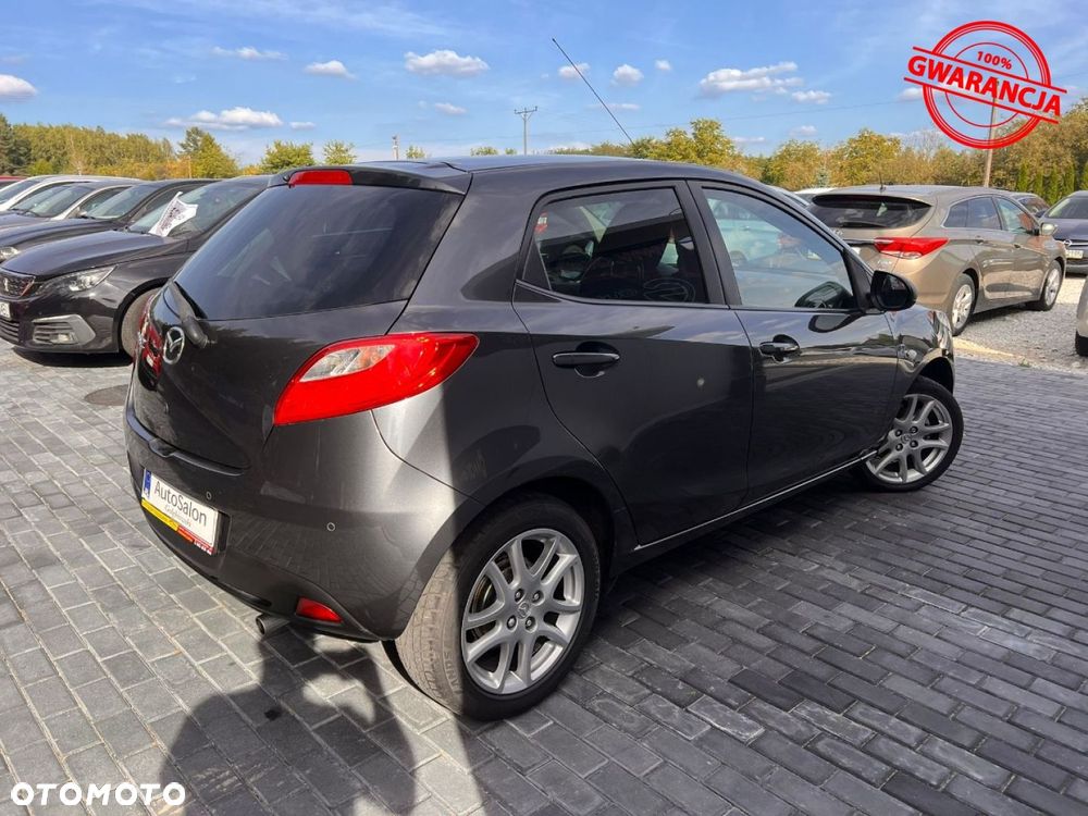 Mazda 2 - 11