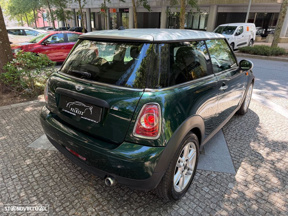 MINI 3 Portas One D - 9