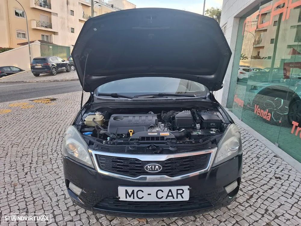 Kia Ceed 1.6 CRDi EX Eco - 42
