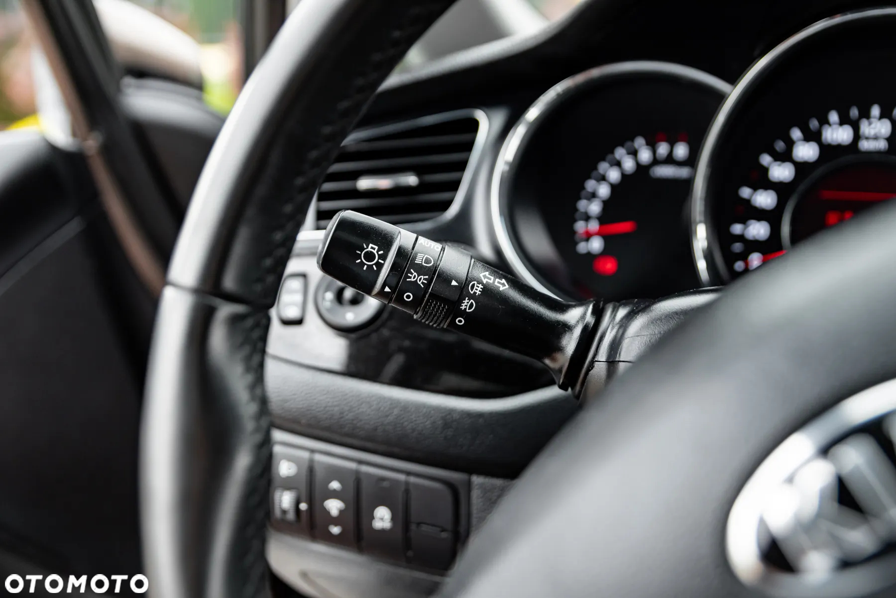 Kia Ceed Cee'd 1.6 GDI L - 31