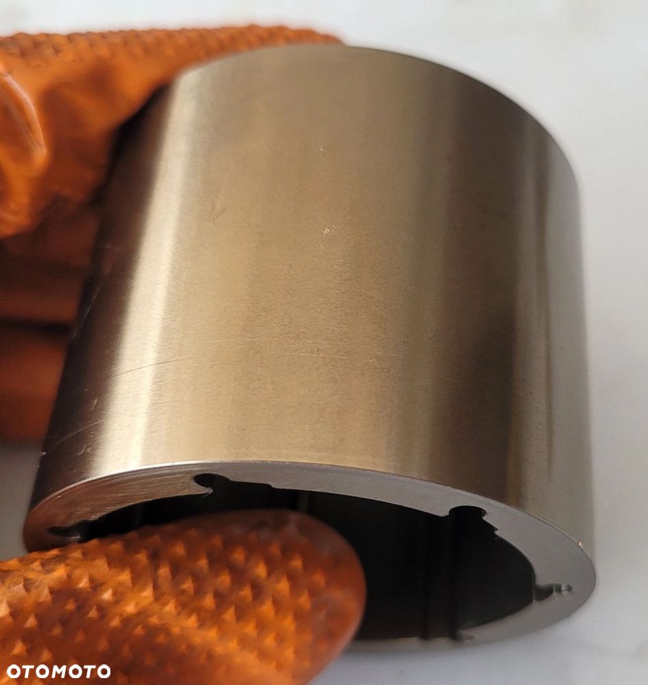 POMPA OLEJU BMW E89 E90 E92 F01 F02 F10 F11 F25 N52B30 3.0B 7573748 - 9