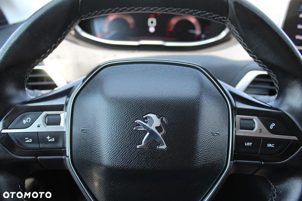 Peugeot 5008 BlueHDi 120 Allure - 16