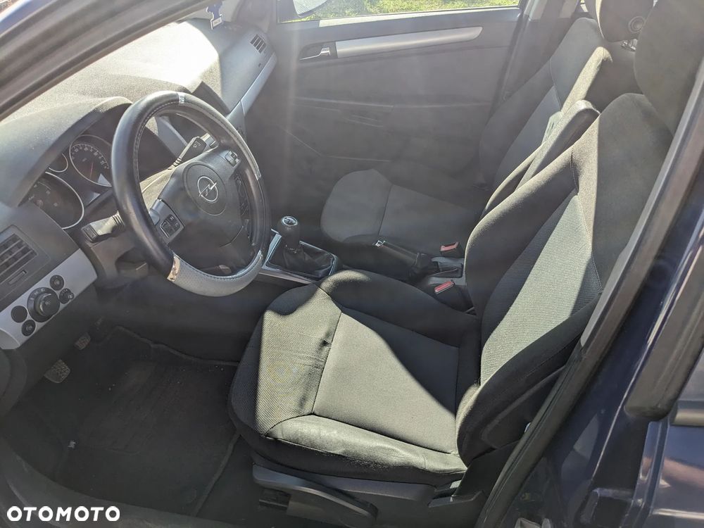 Opel Astra 1.7 CDTI Cosmo - 8