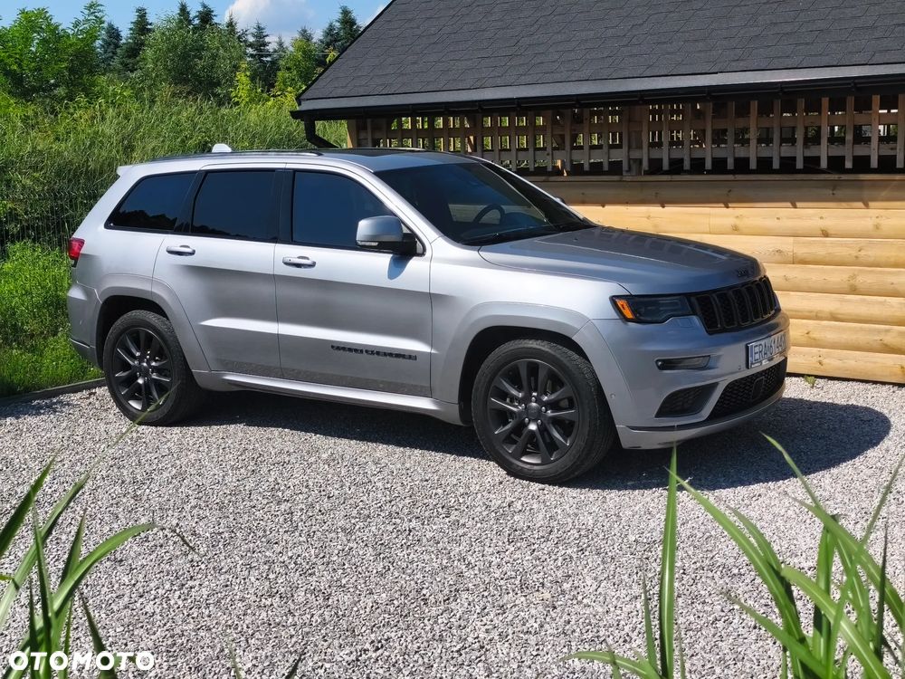 Jeep Grand Cherokee 5.7 V8 Overland Summit - 23