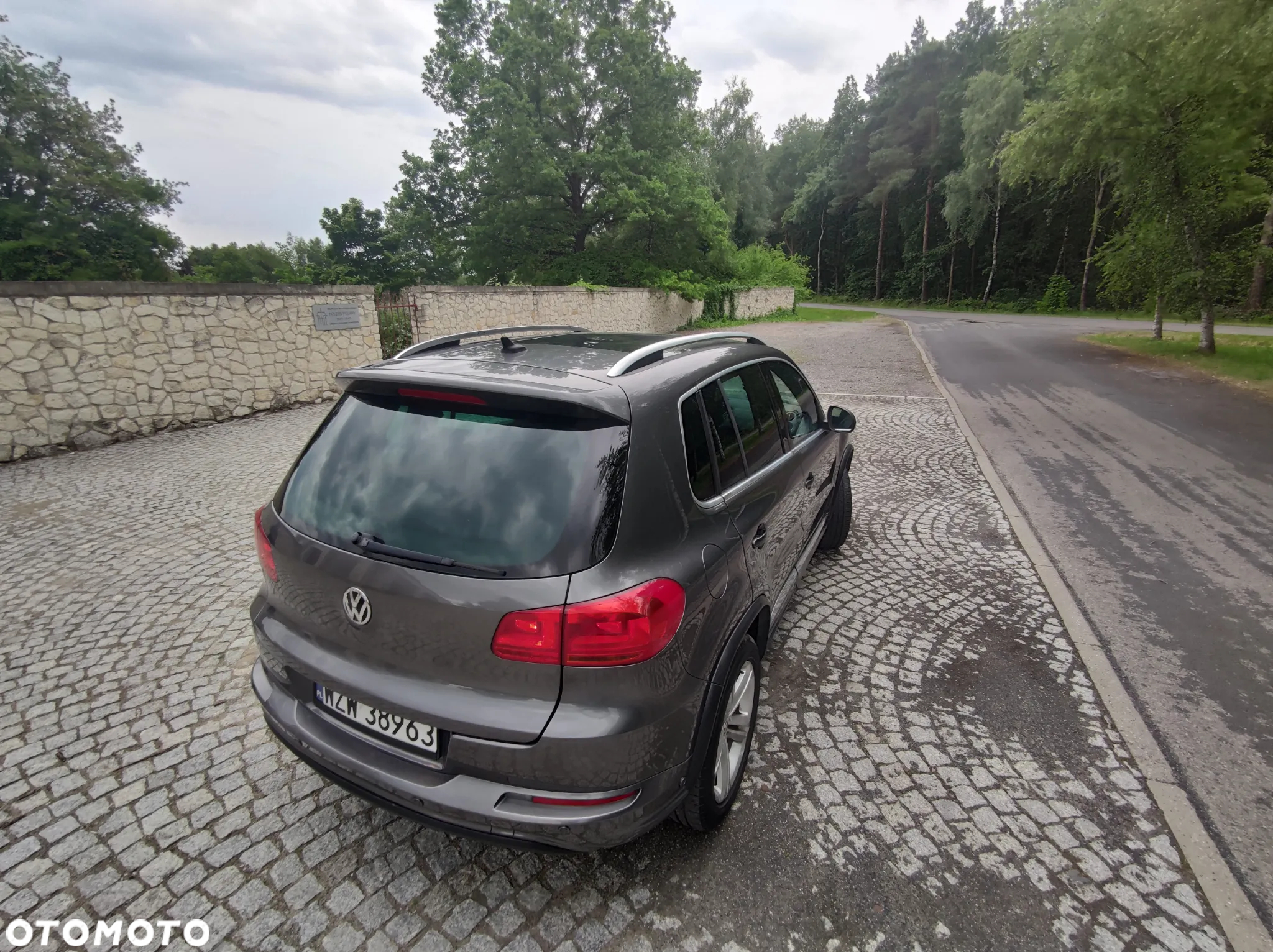 Volkswagen Tiguan 2.0 TDI Perfectline R-Style - 34