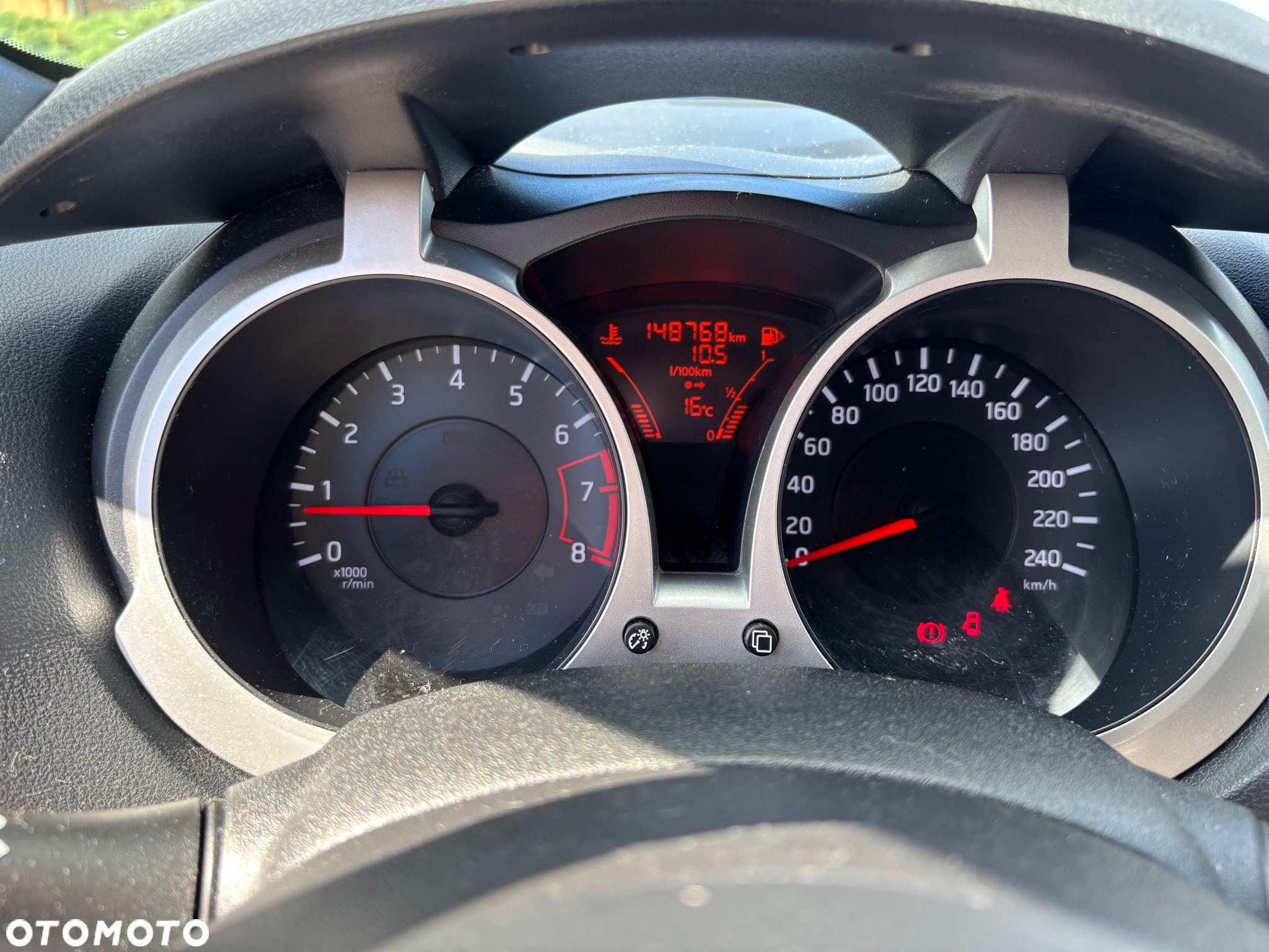 Nissan Juke - 11