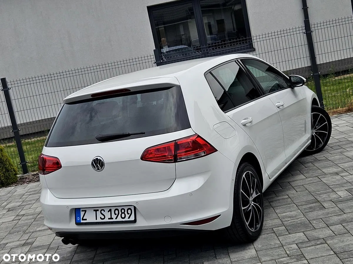 Volkswagen Golf VII 1.4 TSI BMT Highline - 11
