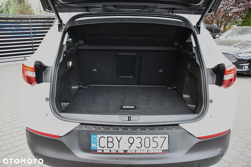 Opel Grandland X 1.6 CDTI Innovation S&S - 24