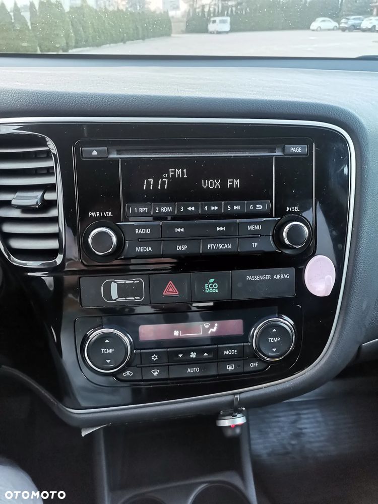 Mitsubishi Outlander 2.0 Intense 2WD - 14