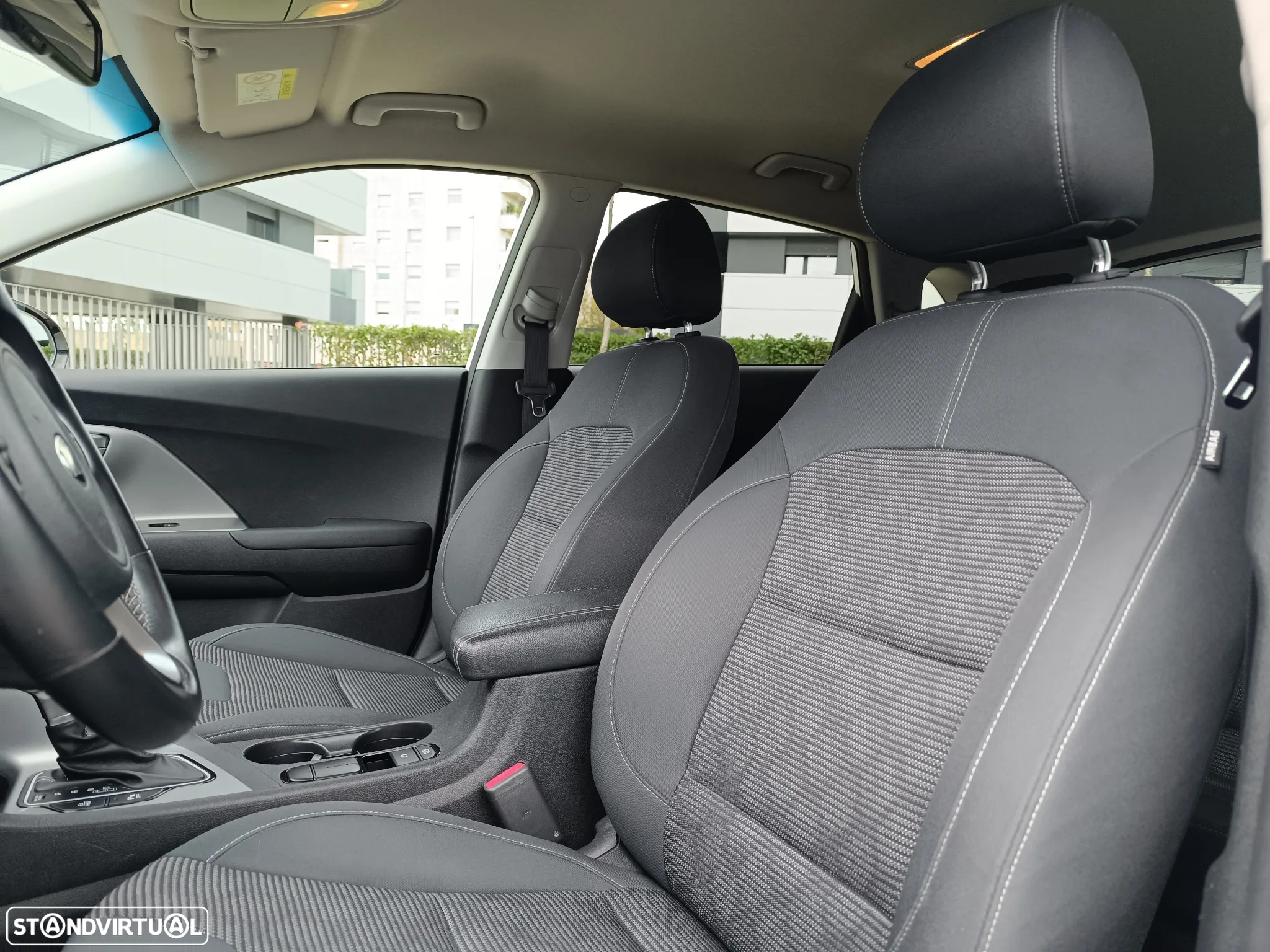 Kia Niro 1.6 GDi PHEV Urban - 6
