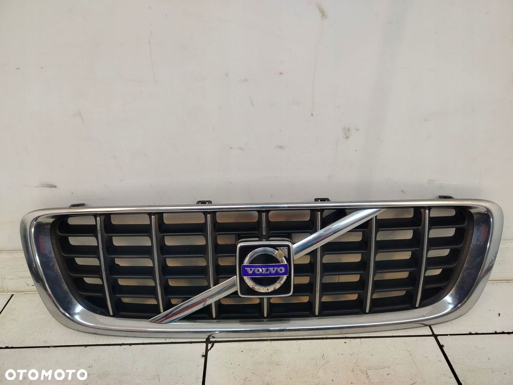 volvo v70 iii 07r- grill atrapa chłodnicy