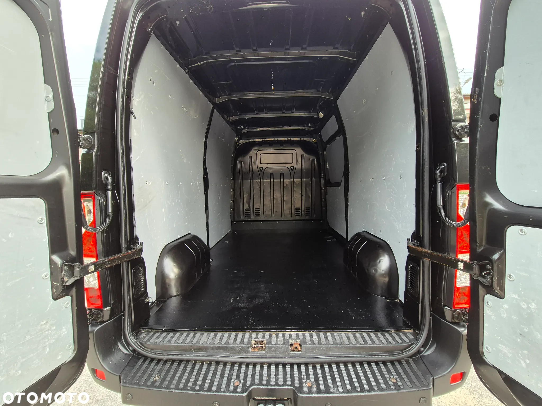 Opel Movano - 8