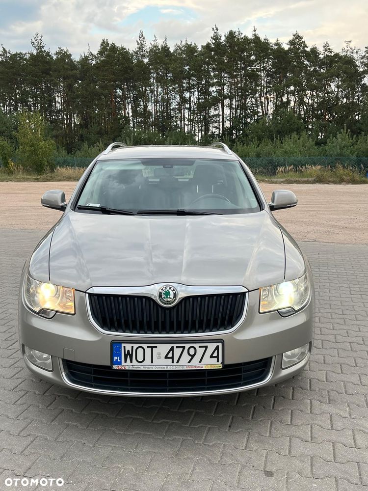 Skoda Superb 2.0 TDI Ambition - 1