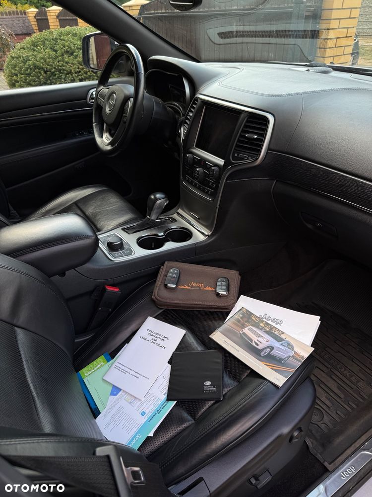 Jeep Grand Cherokee - 10