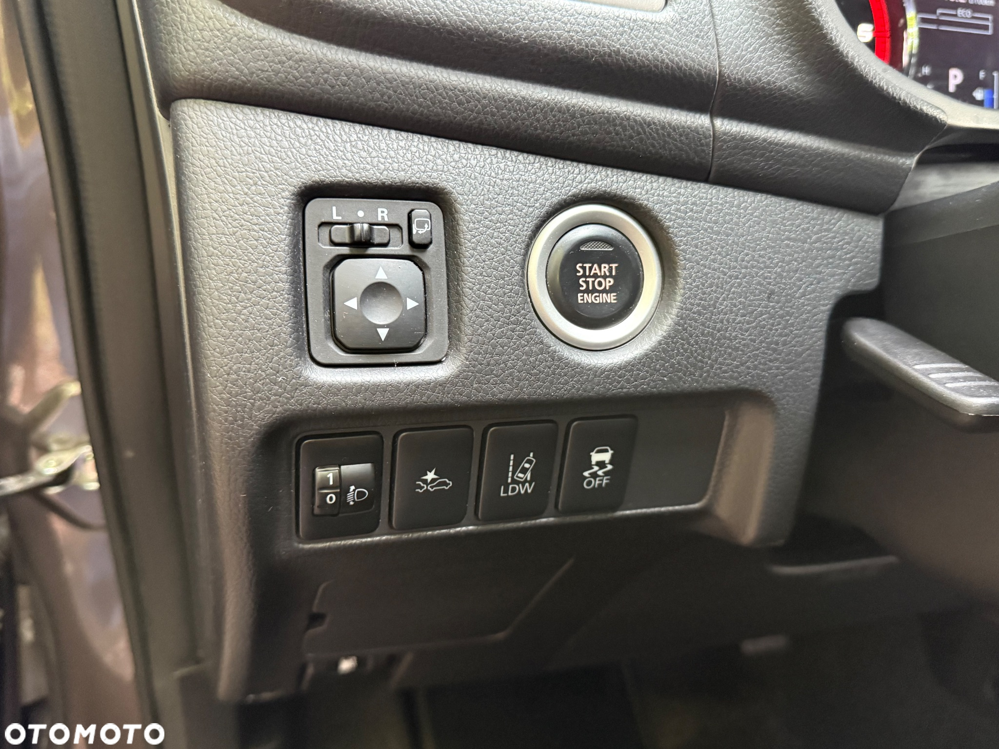 Mitsubishi L200 2.2 d DC Instyle Plus - 27