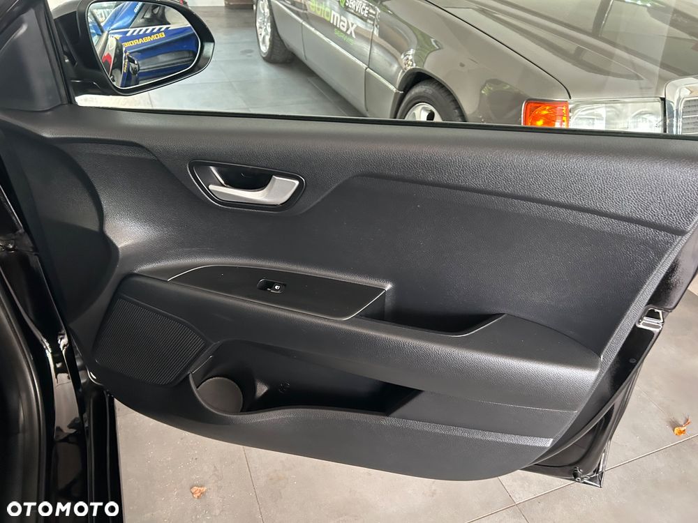 Kia Rio 1.2 L Business Line - 25