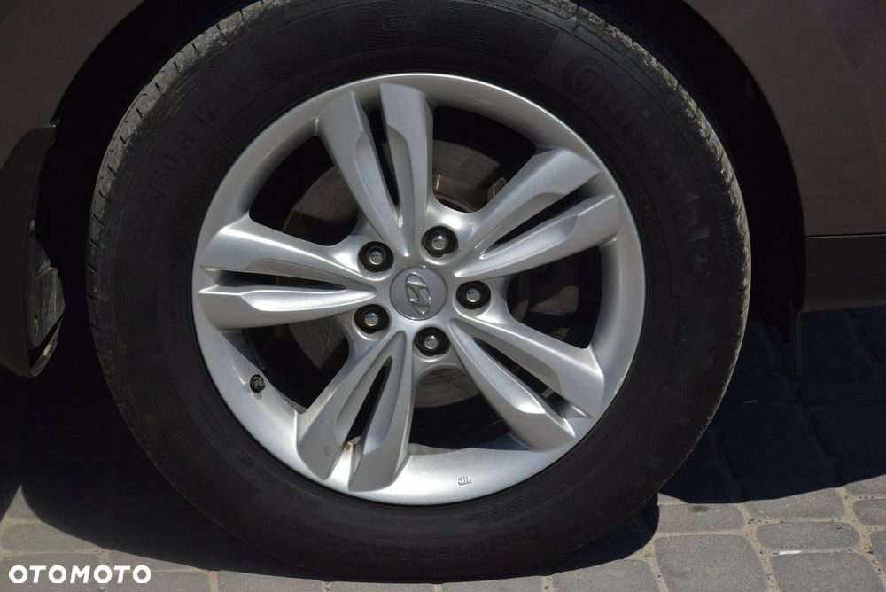 Hyundai ix35 - 11