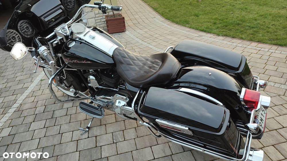 Harley-Davidson Touring Road King - 12