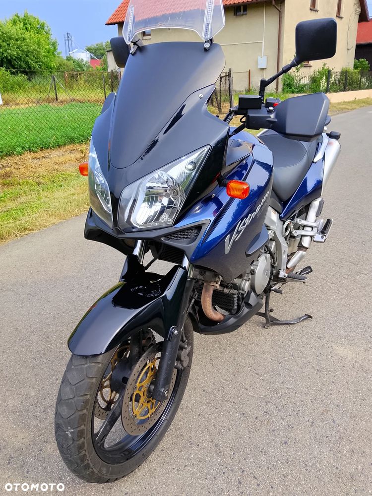 Suzuki V-STROM - 7