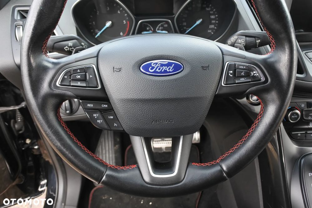 Ford Kuga 2.0 TDCi 4x4 ST-Line - 21