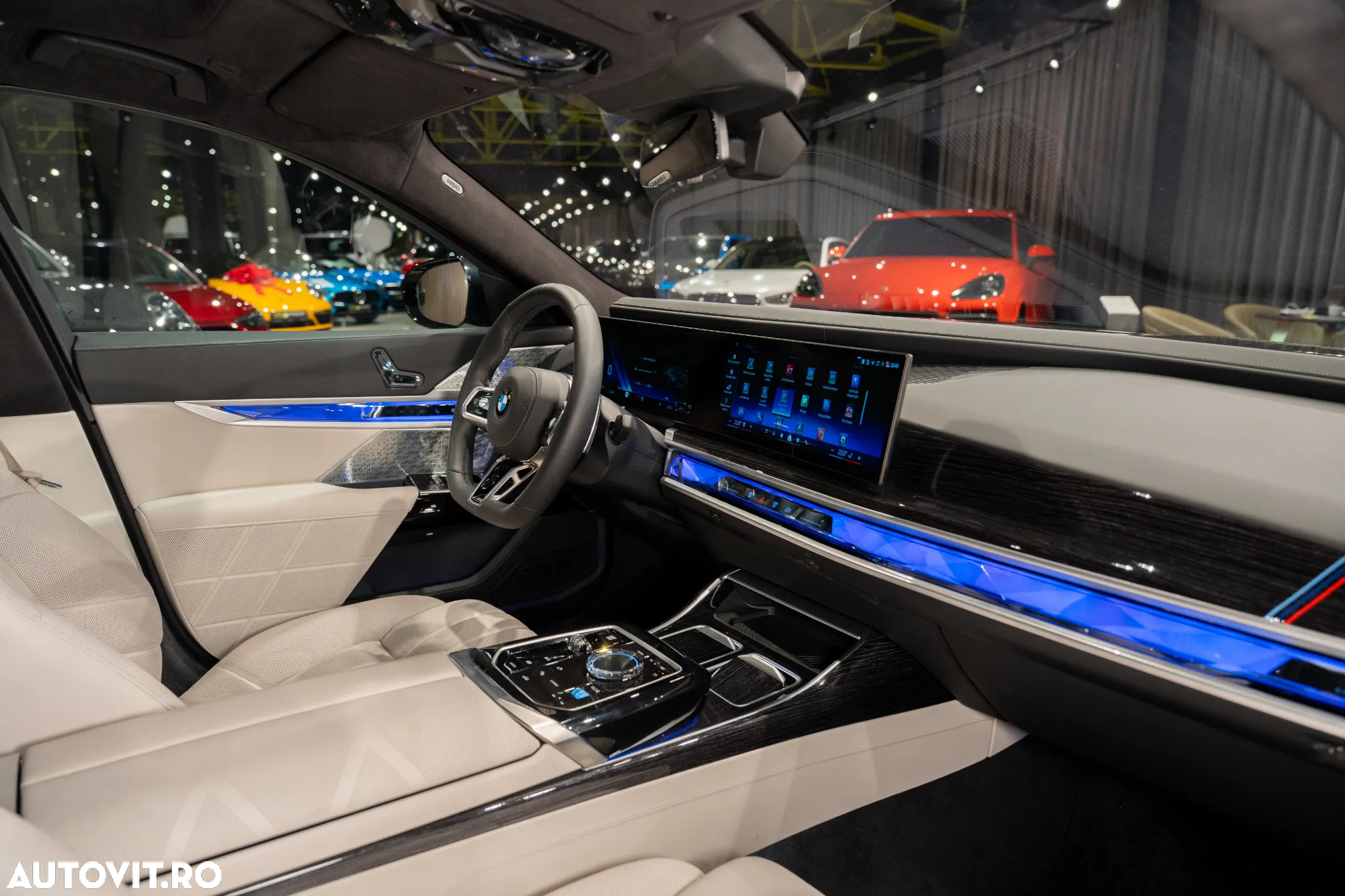 BMW Seria 7 740d xDrive MHEV - 27