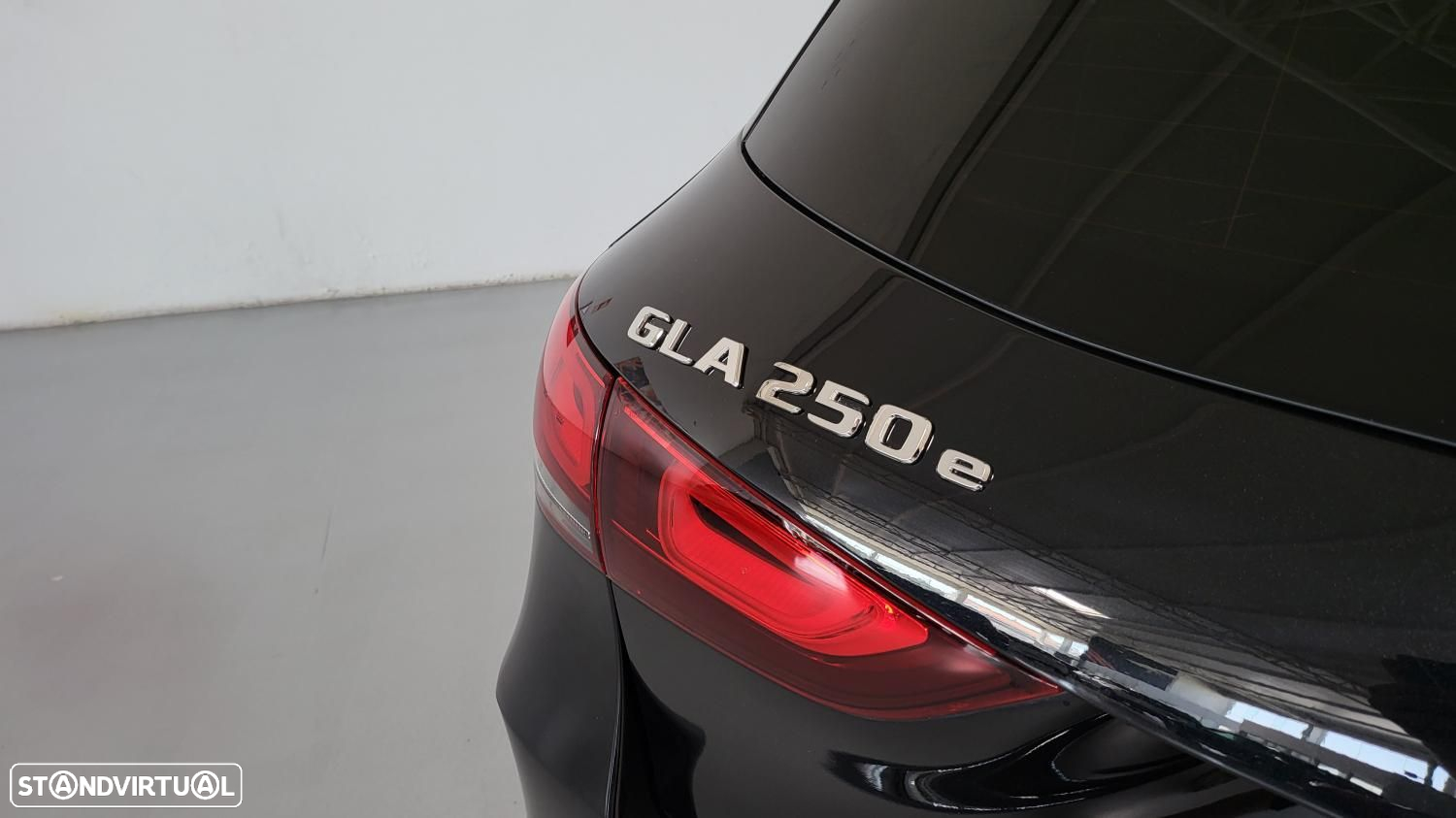 Mercedes-Benz GLA 250 e AMG Line - 33