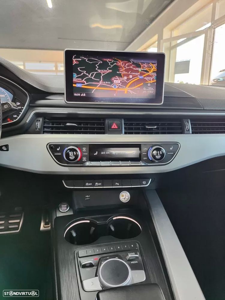 Audi A4 Avant 2.0 TDI DPF multitronic S line Sport Pack - 37