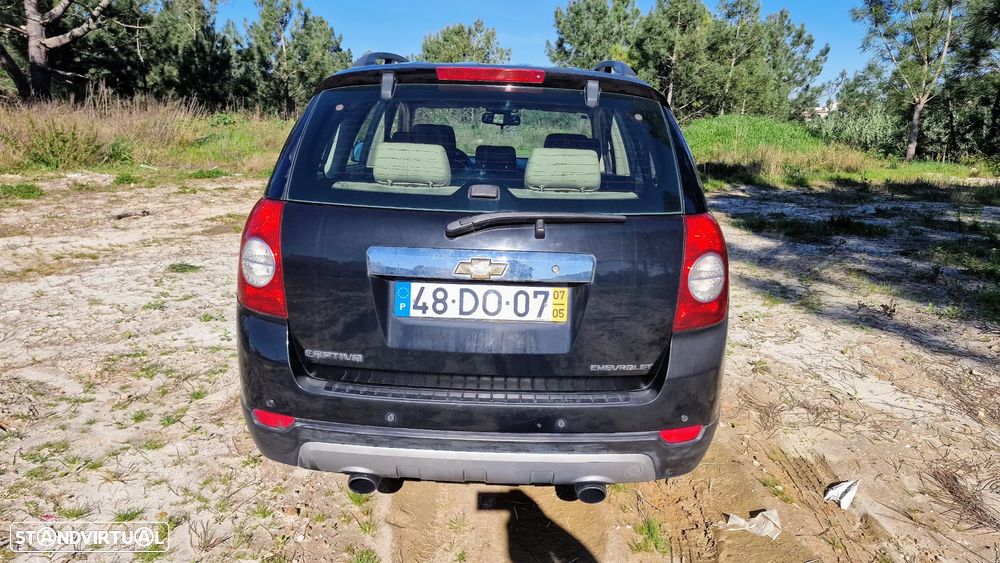 Chevrolet Captiva 2.0 VCDi LT 7L - 26