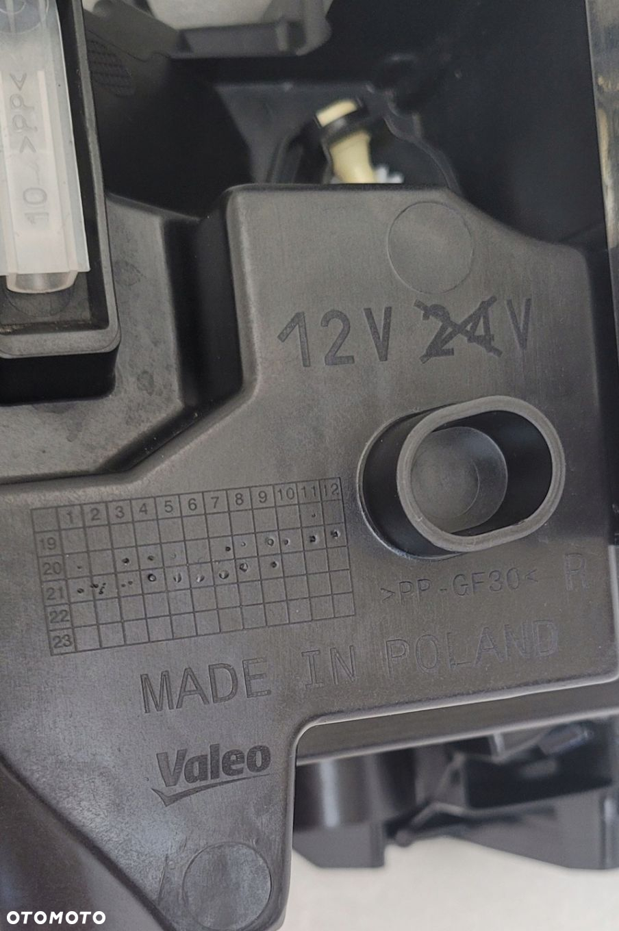 LAMPA PRAWA PRZÓD PRZEDNIA OPEL MOKKA B II 2020- 9847939580 - 11