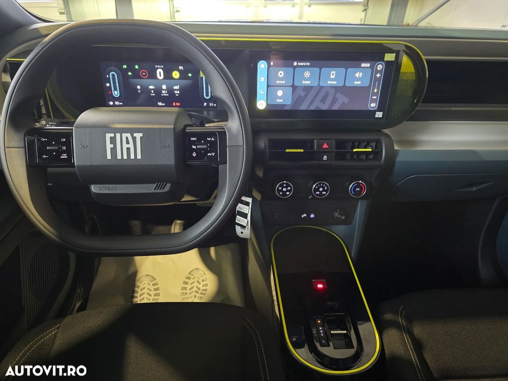 Fiat Grande Panda 1.2 MHEV Icon - 24