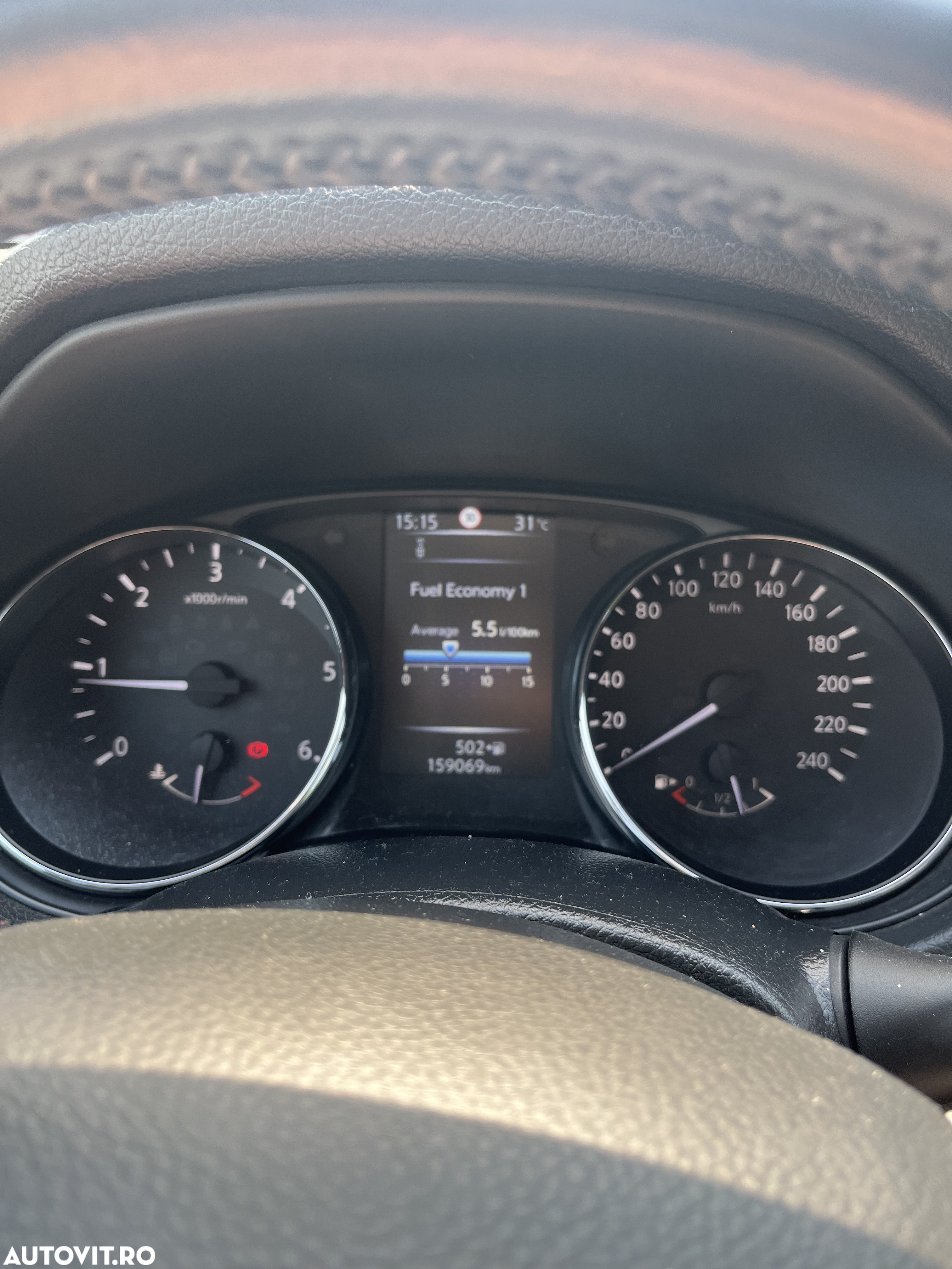 Nissan Qashqai - 11