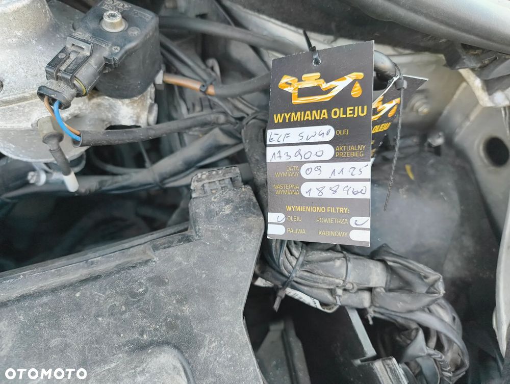Renault Clio 1.2 16V Authentique - 6
