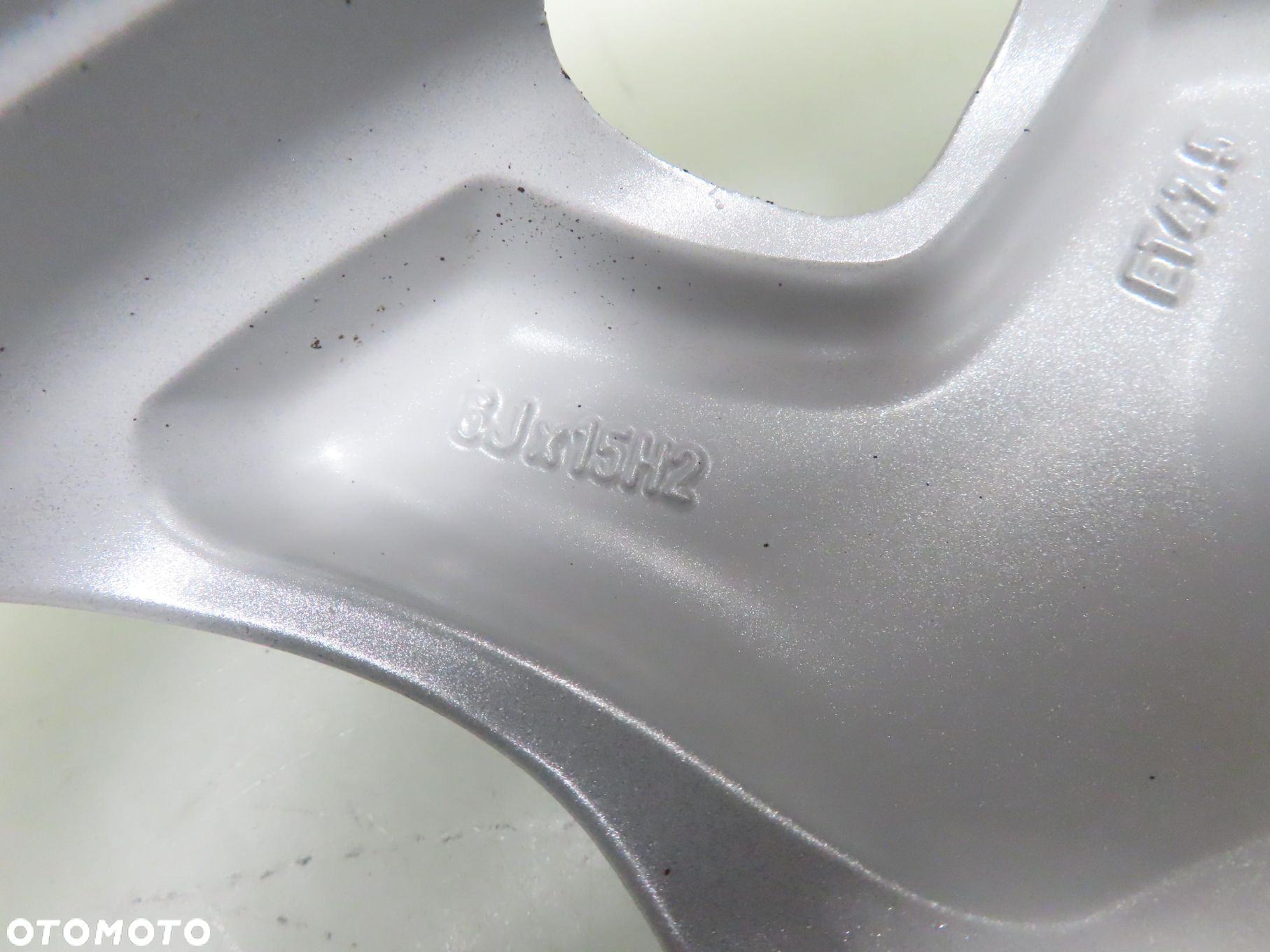 Alufelga 15'' Ford Fiesta 4x108 6J ET47,5 8A6J1007BA - 2
