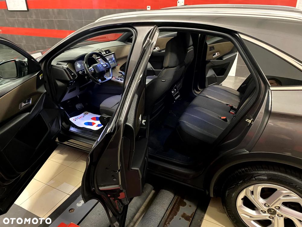 DS Automobiles DS 7 Crossback 1.6 PureTech Performance Line + - 19