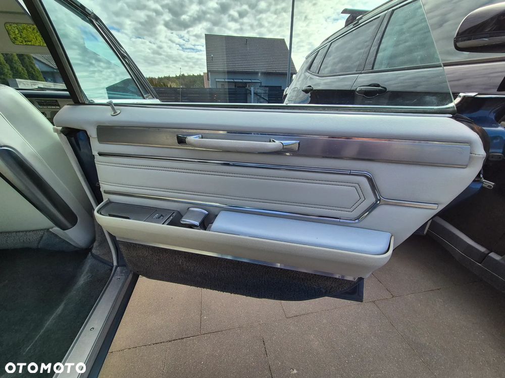Cadillac Deville - 15