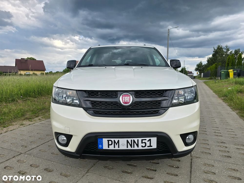 Fiat Freemont 2.0 Multijet 16V DPF Automatik Allrad Black Code - 4