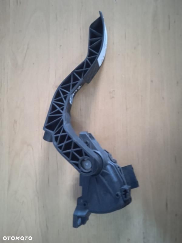 Potencjometr gazu Audi A4 B6 8D1721523E - 1