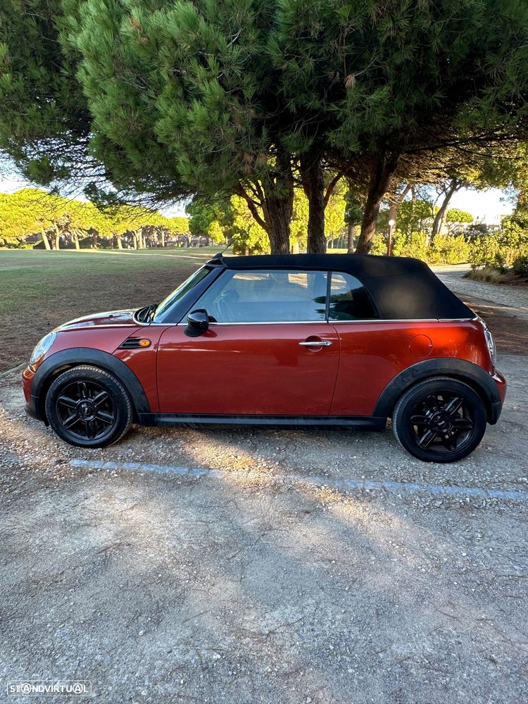 MINI Cabrio Cooper D - 4