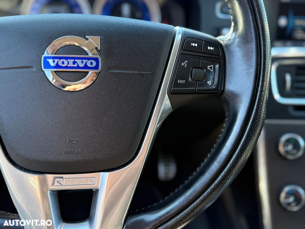 Volvo S60 D2 Geartronic RDesign - 6