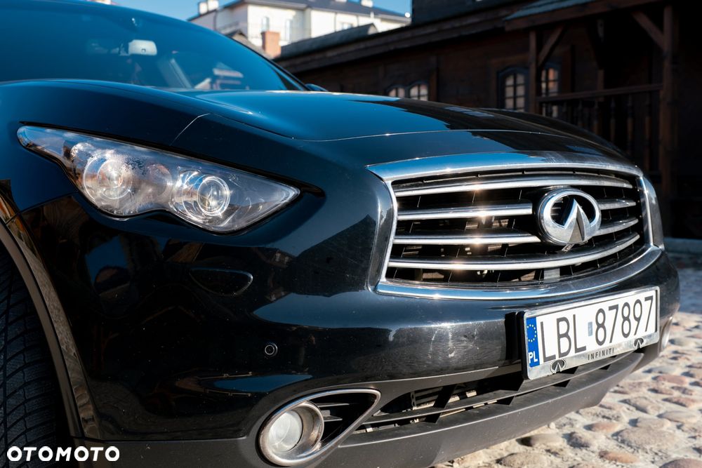 Infiniti FX FX30d S - 7