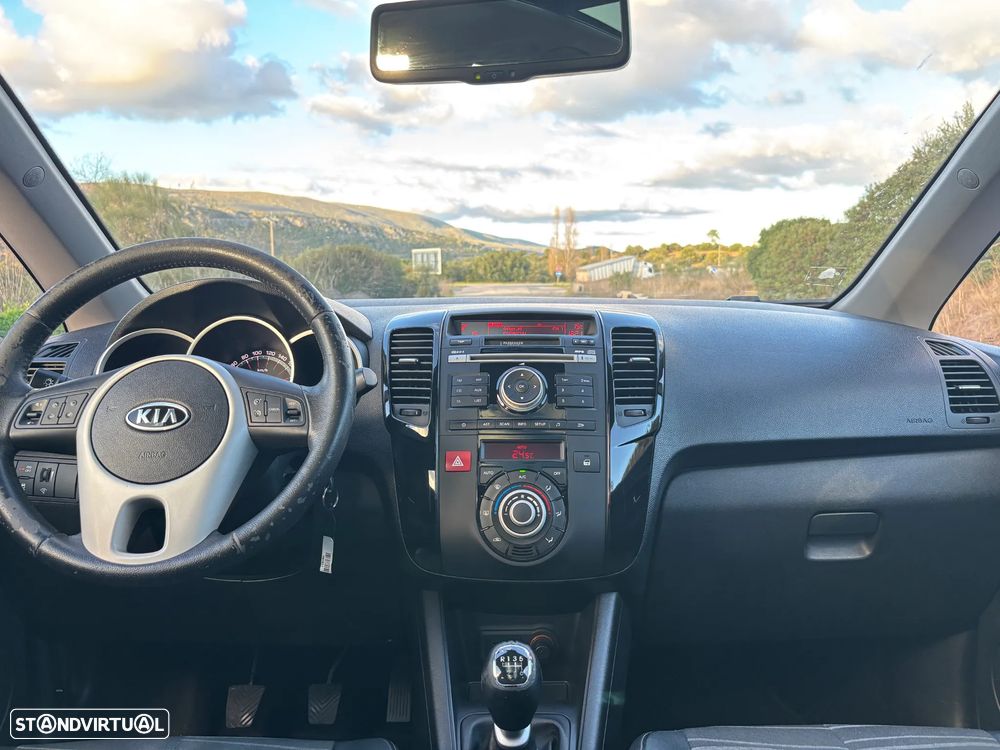 Kia Venga 1.4 CRDi TX ISG - 5