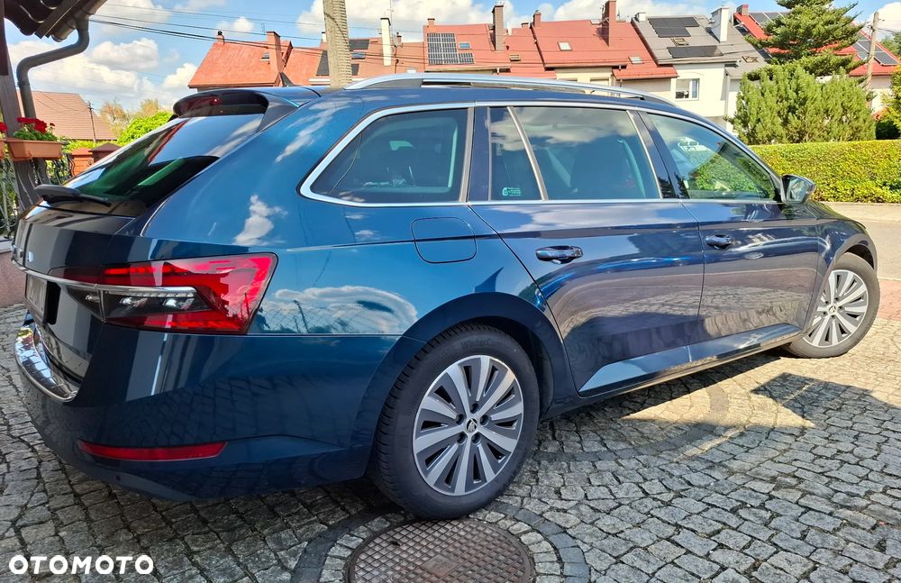 Skoda Superb 2.0 TDI SCR Style DSG - 9