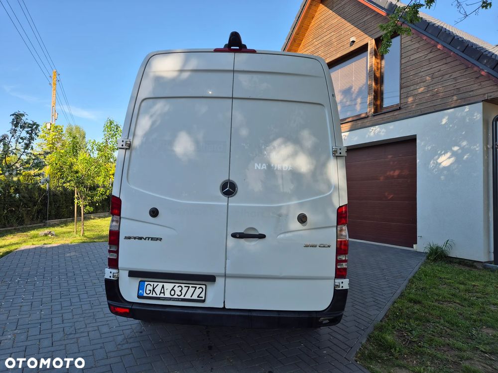 Mercedes-Benz Sprinter - 9