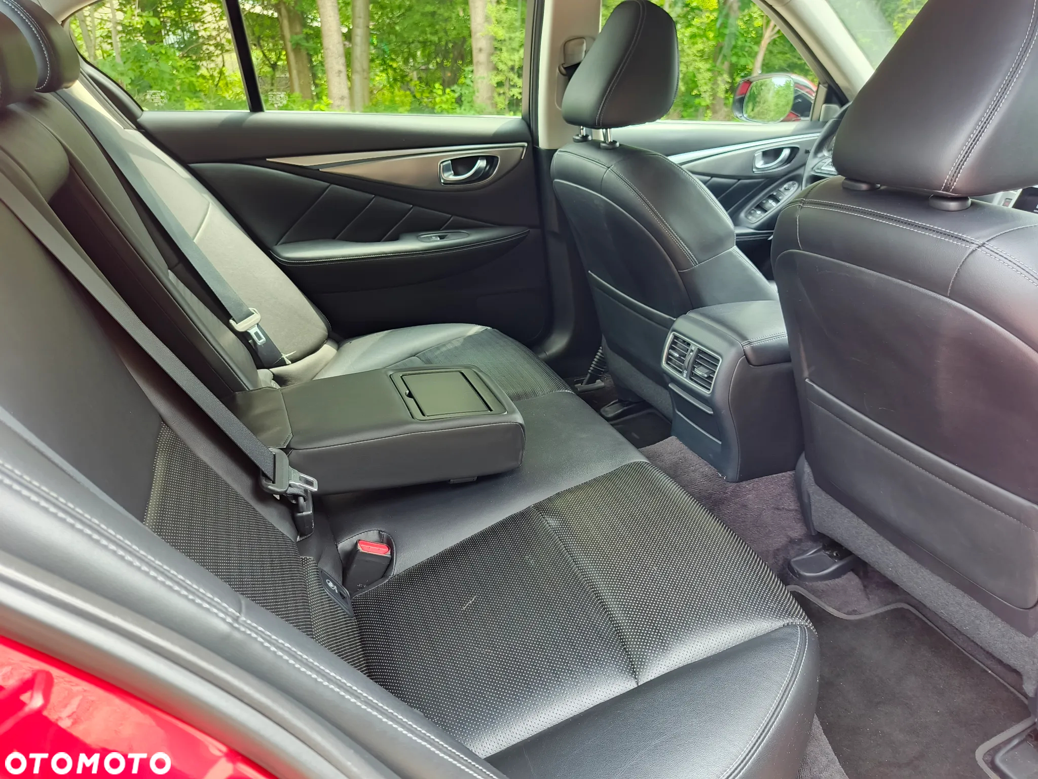 Infiniti Q50 2.0t Sport - 25