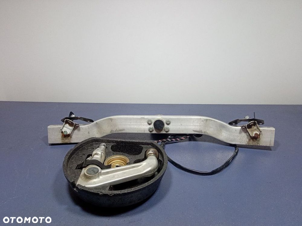 BMW 3 E46 TOURING KOMBI BELKA KULA HAK WPINANY 6751510 - 2