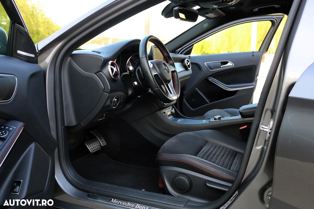 Mercedes-Benz GLA 220 CDI 4MATIC 7G-DCT AMG Line - 17