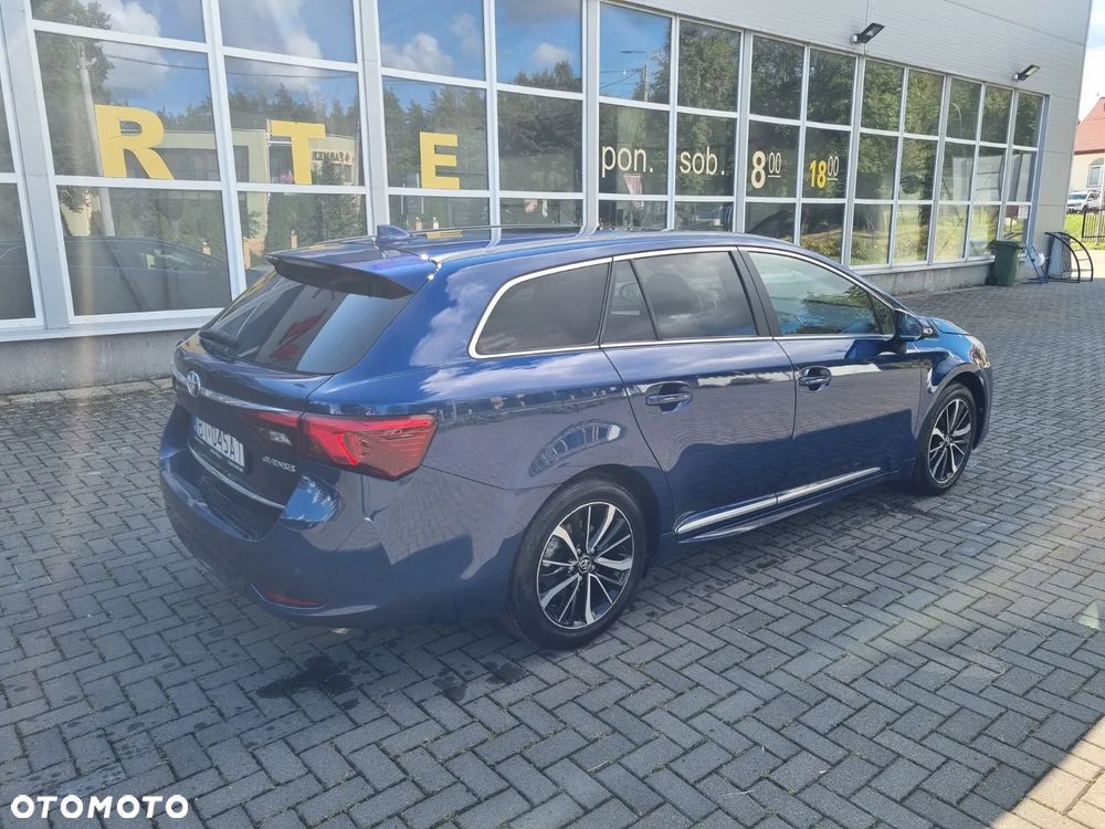 Toyota Avensis 2.0 D-4D Prestige - 5