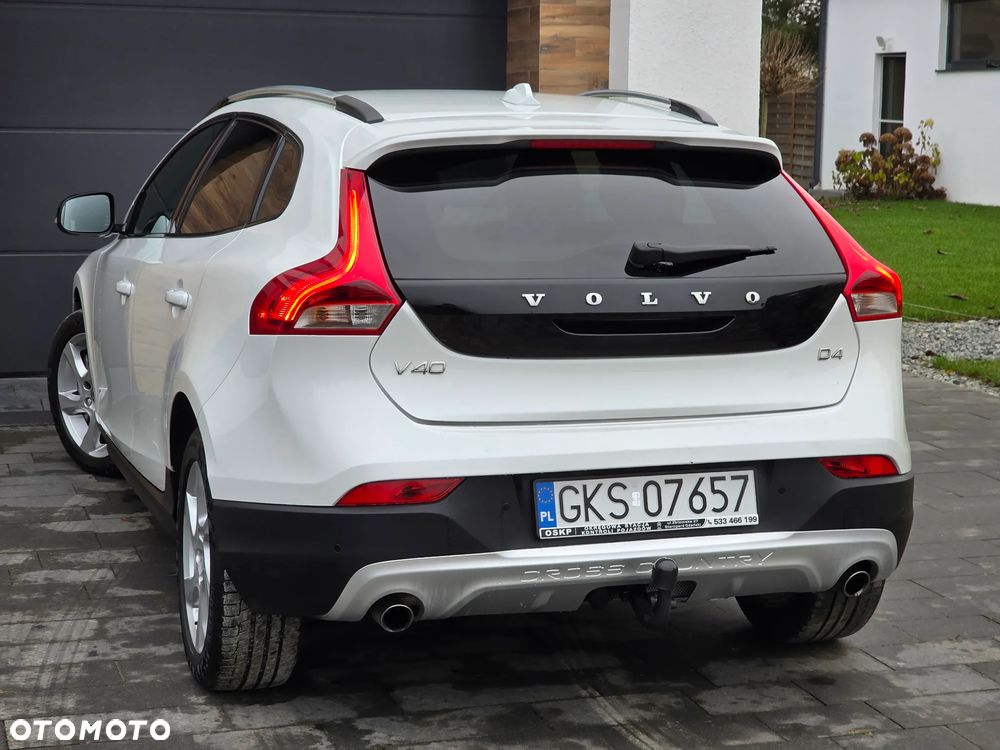Volvo V40 Cross Country D4 Drive-E Momentum - 18